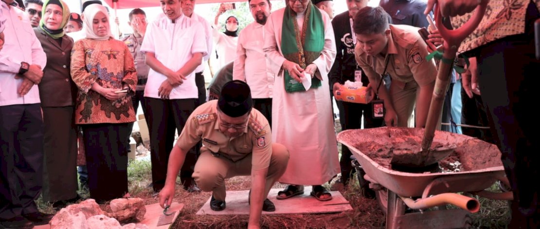 Peletakan Batu Pertama Pembangunan Gedung Baru Kantor Cabang Pengurus (NU) Kota Makassar, Senin, 2 Januari 2023, di Jl Darul Ma'arif, Tallo.