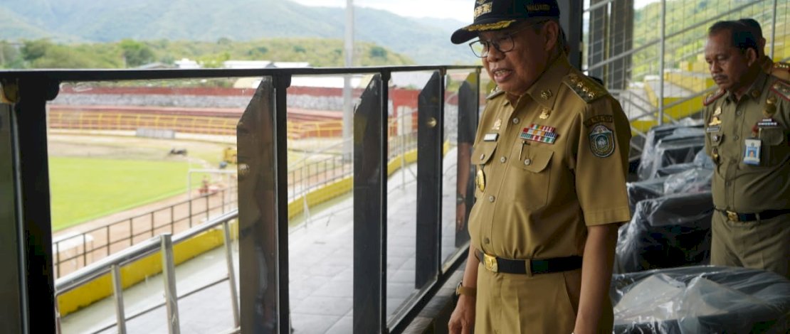 Wali Kota Parepare, Taufan Pawe, meninjau Stadion Gelora BJ Habibie (GBH) Kota Parepare Selasa, 3 Januari 2023.