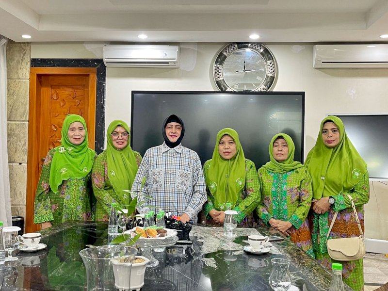 Dukung Program TP PKK Makassar, Muslimat NU Siap Berkolaborasi
