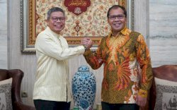 Ketika Taufan Pawe Silaturahmi ke Kediaman Danny Pomanto