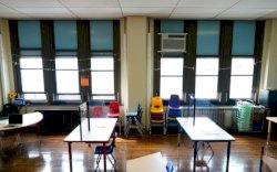 Ngeri! Seorang Bocah 6 Tahun Bawa Senpi ke Sekolah Lalu Tembak Gurunya