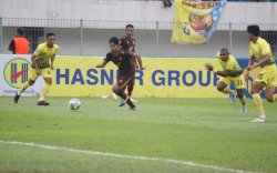 Lagi, Tavares Protes Wasit Saat Laga PSM Lawan Barito Putera