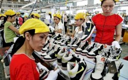 Imbas Ekonomi Global, Produsen Sepatu Merek Dunia di Serang Tawarkan Karyawannya Mengundurkan Diri Secara Sukarela 