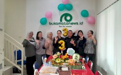 Sampaikan Doa Tulus, GM Aston Makassar Boyong Tim ke Redaksi Bukamatanews