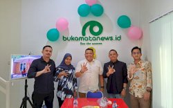 Sambangi Kantor Bukamatanews, Kepala Diskominfo Parepare Harap Bisa Terus Bersinergi