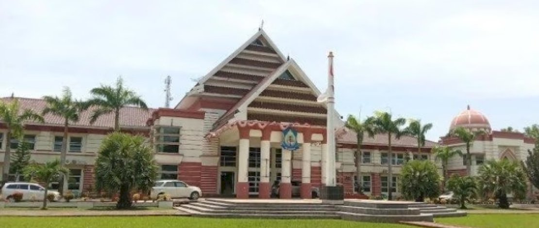 Polisi Berpakaian Preman Geledah Kantor Bupati Jeneponto, Ini yang Dicari...