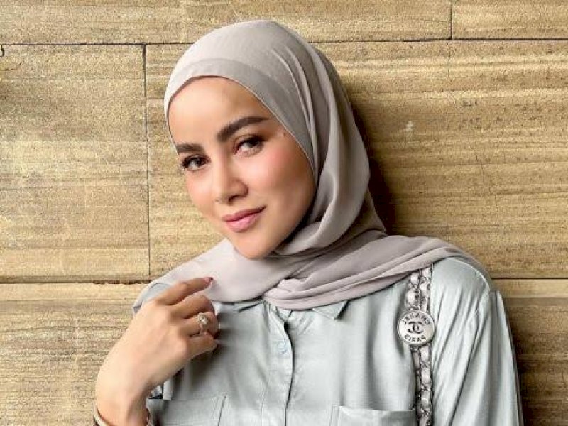 Unggahan Close Friend Olla Ramlan Tampil Menggoda Tersebar, Buka Hijab Lagi?