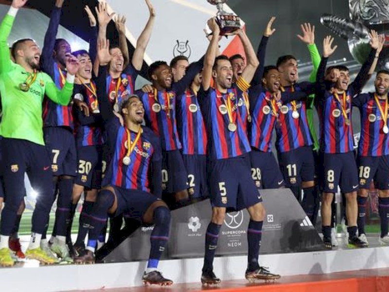 Pecah Telur! Barcelona Angkat Piala Super Spanyol , Perdana Setelah Ditinggal Messi