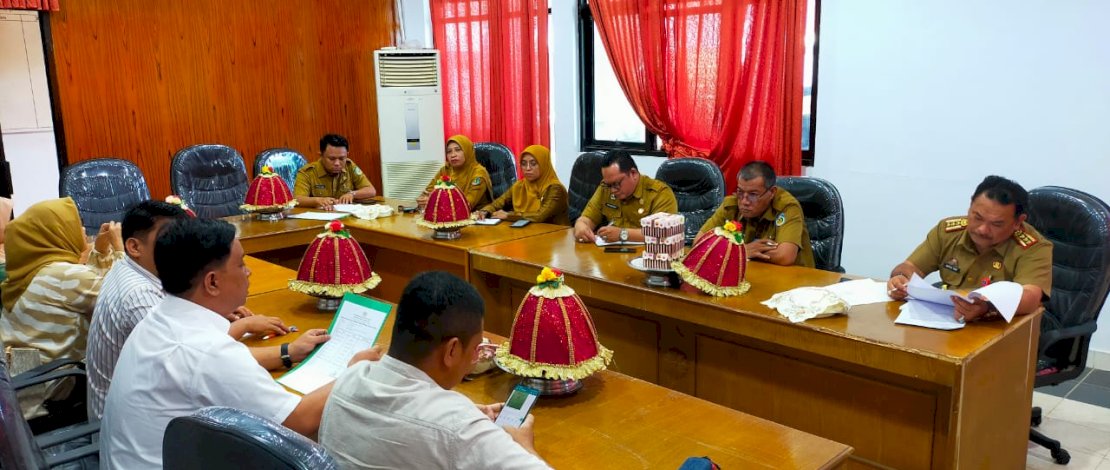 Komisi I DPRD Selayar bersama Diskominfo SP Selayar, menggelar rapat kerja, Senin, 16 Januari 2023. Komisi I DPRD Selayar bersama Diskominfo SP Selayar, menggelar rapat kerja, Senin, 16 Januari 2023.