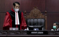 DPR Minta Digelar Luring, MK Tunda Sidang Uji Materiil Soal Sistem Pemilu Proporsional Tertuutup