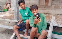 Warga Tarupa Bonerate Kini Bisa Nikmati Jaringan Internet