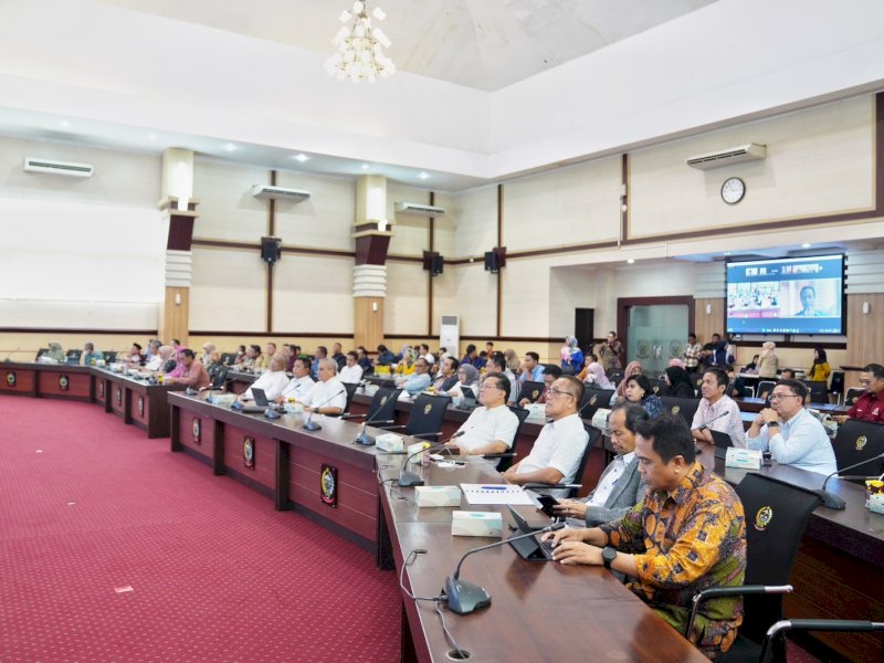 Rapat Bersama OPD, Gubernur Andi Sudirman Tekankan Percepatan Pembangunan Infrastruktur