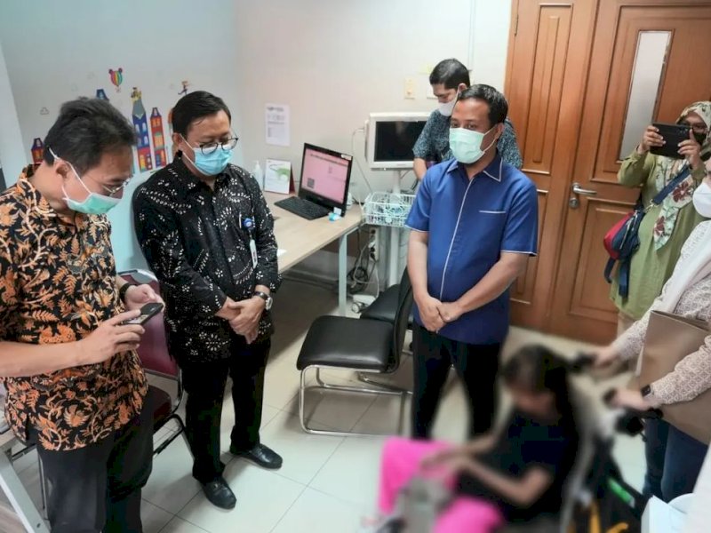 Andi Sudirman Fasilitasi Tiga Anak Kelainan Jantung Jalani Pengobatan di Jakarta