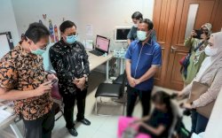 Andi Sudirman Fasilitasi Tiga Anak Kelainan Jantung Jalani Pengobatan di Jakarta