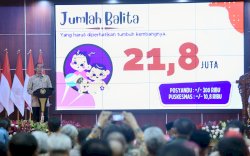 Presiden Jokowi Beri Peringatan Soal Bayi Diberi Minum Kopi Saset di Gowa