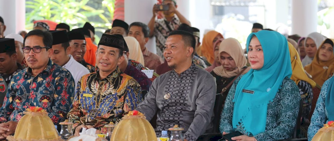 Bupati Muh Basli Ali membuka secara resmi Seleksi Tilawatil Qur'an dan Hadits (STQH) XXXIII Tingkat Kabupaten Kepulauan Selayar Tahun 2023, yang bertempat di Pendopo Deskranasda, Kamis, 26 Januari 2023.
