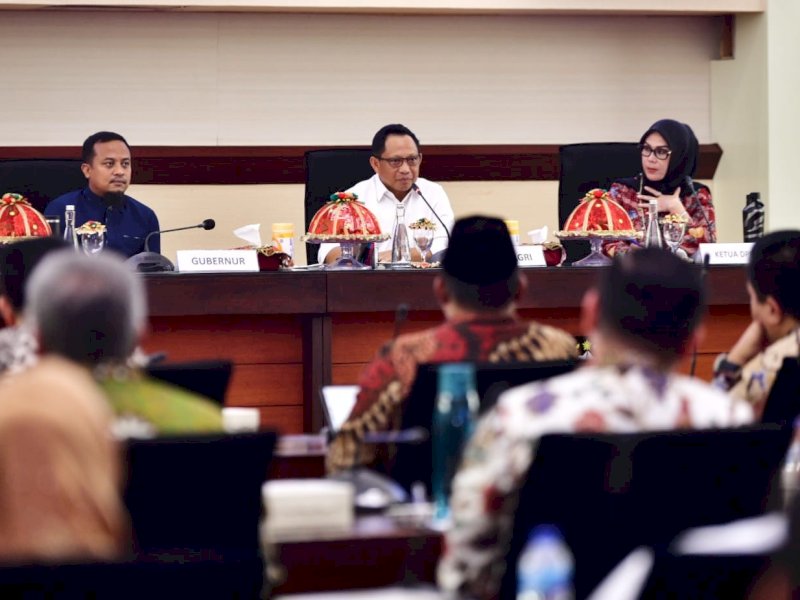 Di Hadapan Mendagri, Gubernur Andi Sudirman Paparkan Program Penanganan Inflasi di Sulsel