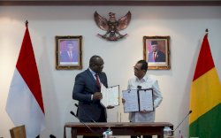 Menhub Indonesia - Guinea Tandatangani LoI di Bidang Perhubungan Soal Pengadaan Pesawat