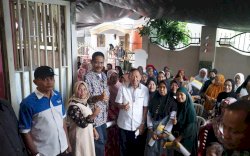 10 KK di Bontoduri Terima Bantuan Bedah Rumah Hamka B Kady
