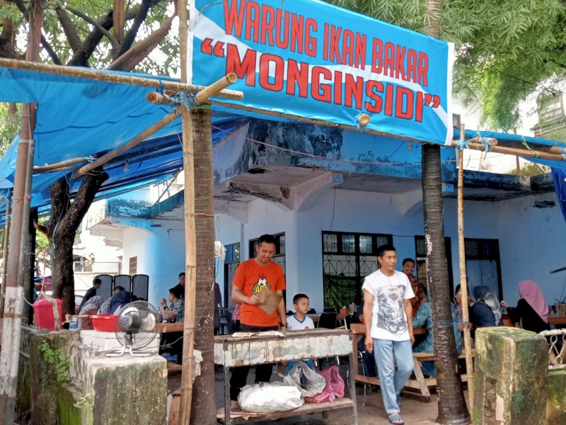 Warung Ikan Bakar Monginsidi Jadi Bagian Makassar Kota Makan Enak