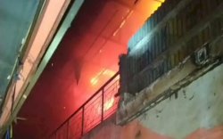 BREAKING NEWS! Pasar Terong Makassar Terbakar