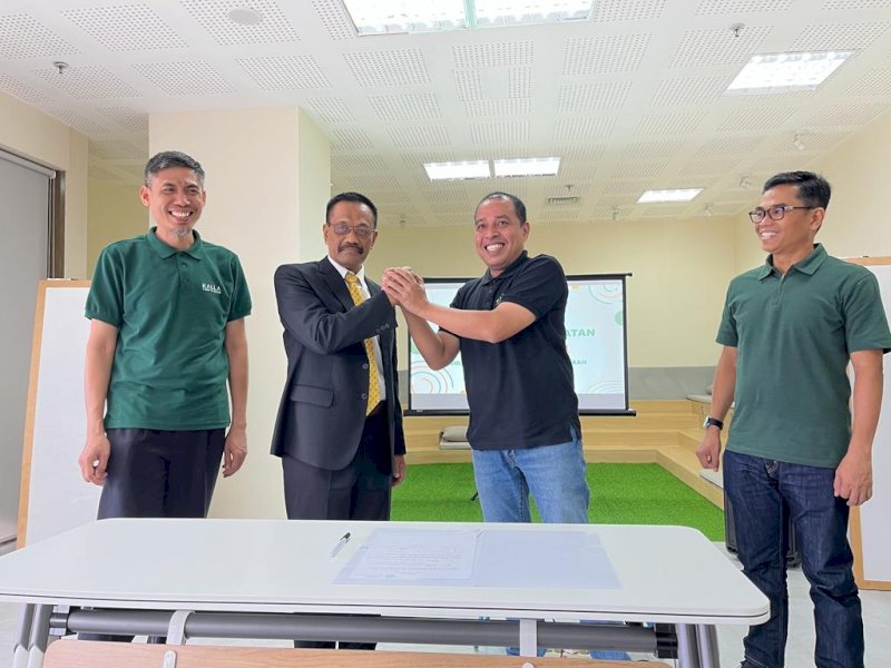 'Dibuang' UNM, Magister of Six Kini Jabat WR Kalla Institut