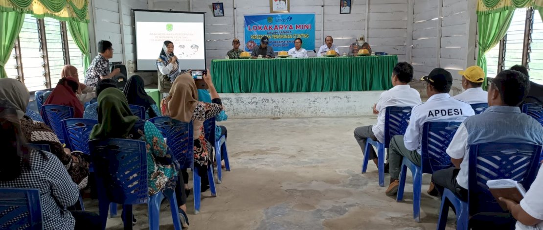 Lokakarya Mini Percepatan Penurunan Stunting Tingkat Kecamatan, di Aula Kantor Camat Seko, belum lama ini. 