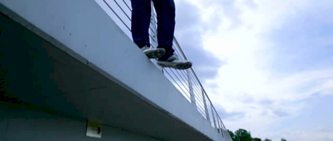 Diduga Terlilit Pinjol, Sekeluarga di Kediri Berupaya Bunuh Diri