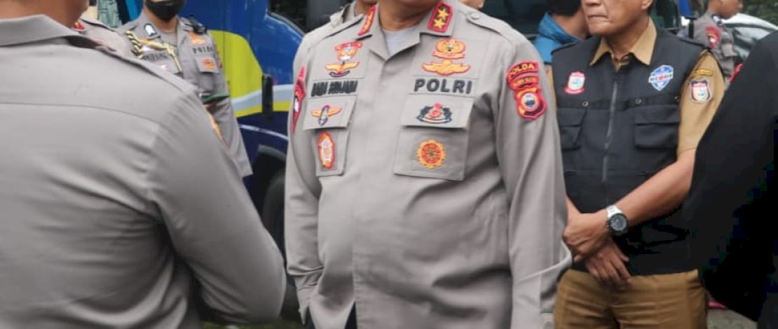 Antisipasi Pencurian di Tengah Banjir, Aparat Tingkatkan Patroli Antisipasi Pencurian di Tengah Banjir, Aparat Tingkatkan Patroli