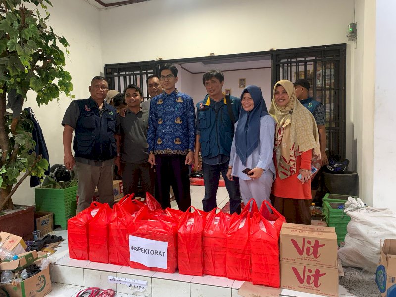 Inspektorat Makassar Gerak Cepat Salurkan Bantuan Susu dan Popok Anak Korban Banjir