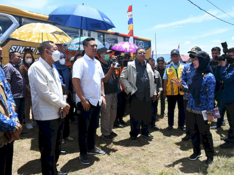Kunker ke Luwu Utara, Komisi V DPR Minta KemenPUPR Optimalkan Penanganan Permanen Pasca Banjir