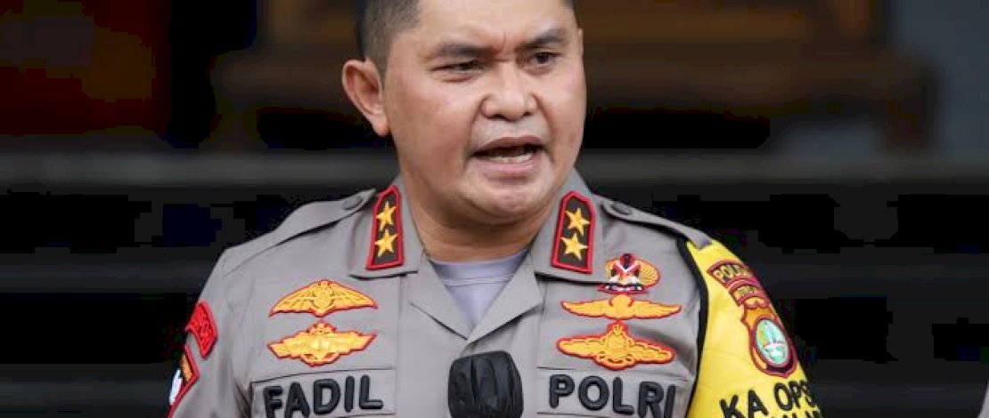 Komjen Fadil Tegur Para Petinggi Polri: Kau Catat Ini, Disiplin Juga Berlaku Untuk Jenderal! Komjen Fadil Tegur Para Petinggi Polri: Kau Catat Ini, Disiplin Juga Berlaku Untuk Jenderal!