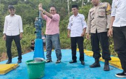 Kunjungi Desa Sumilin, Muhammad Fauzi Bawa 'Oleh-oleh' untuk Masyarakat