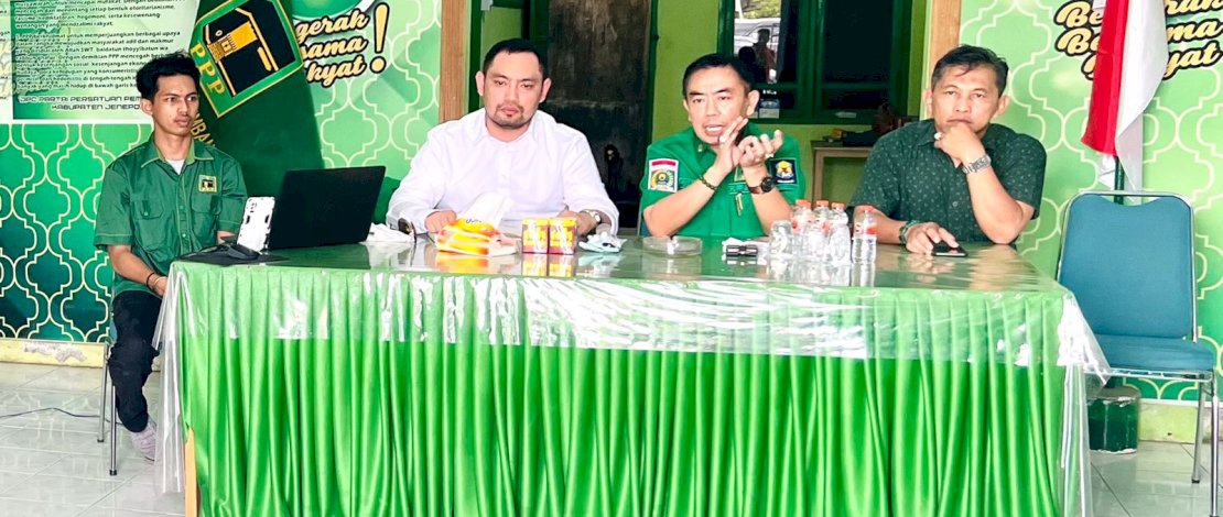 Rapat persiapan perekrutan saksi dipimpin langsung Ketua DPC Jeneponto H Muhammad Imam Taufik Bohari, dan Ketua Badan Saksi Pemilu DPC PPP Jeneponto, H Hardiman Januar Saing Rewa, di Kantor DPC PPP Jeneponto, Kamis, 23 Februari 2023.