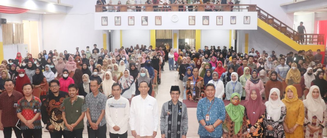 Pemkab Kepulauan Selayar bekerja sama dengan BBPSDMP Kementerian Komunikasi dan Informatika menggelar Pelatihan Digital Talent Scholarsip (DTS) 2023.
