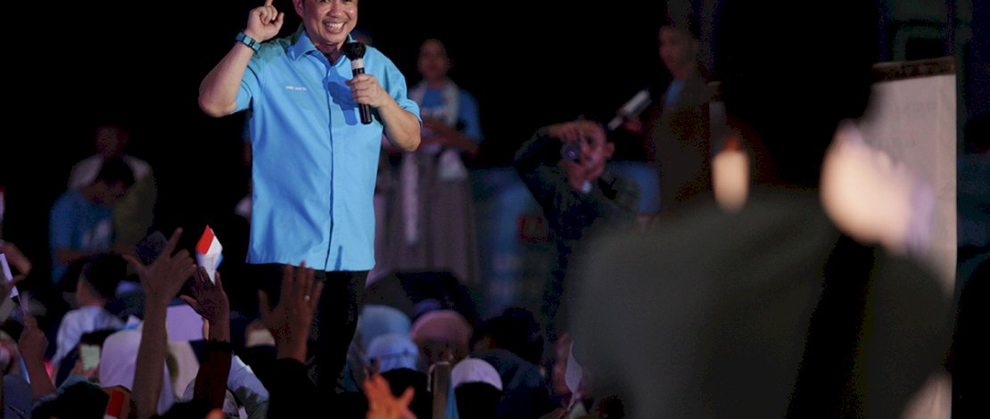 Sambut Anis Matta Sepuluh Ribu Kader Partai Gelora Memenuhi CCC Makassar