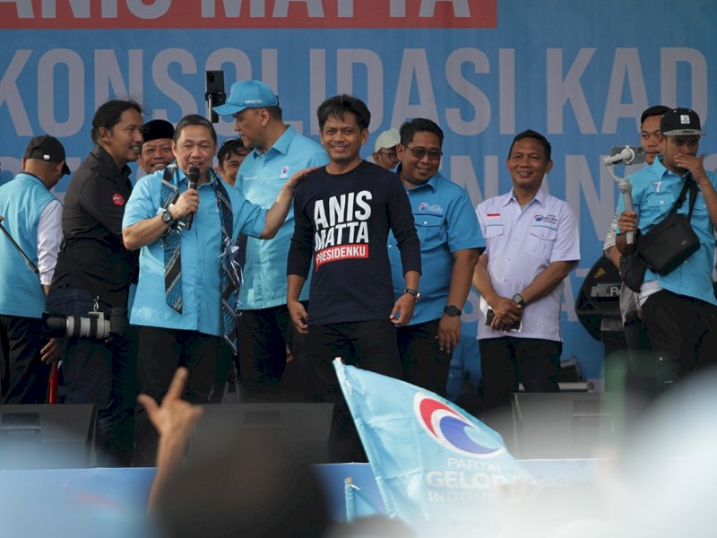 Di Hadapan Ribuan Simpatisan Gelora, Anis Matta Perkenalkan Taslim Tamang Sebagai Caleg DPR RI