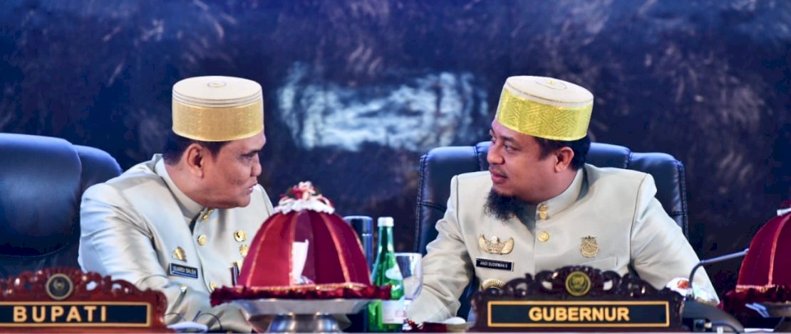Gubernur Sulsel Andi Sudirman Sulaiman bersama Bupati Barru Suardi Saleh.