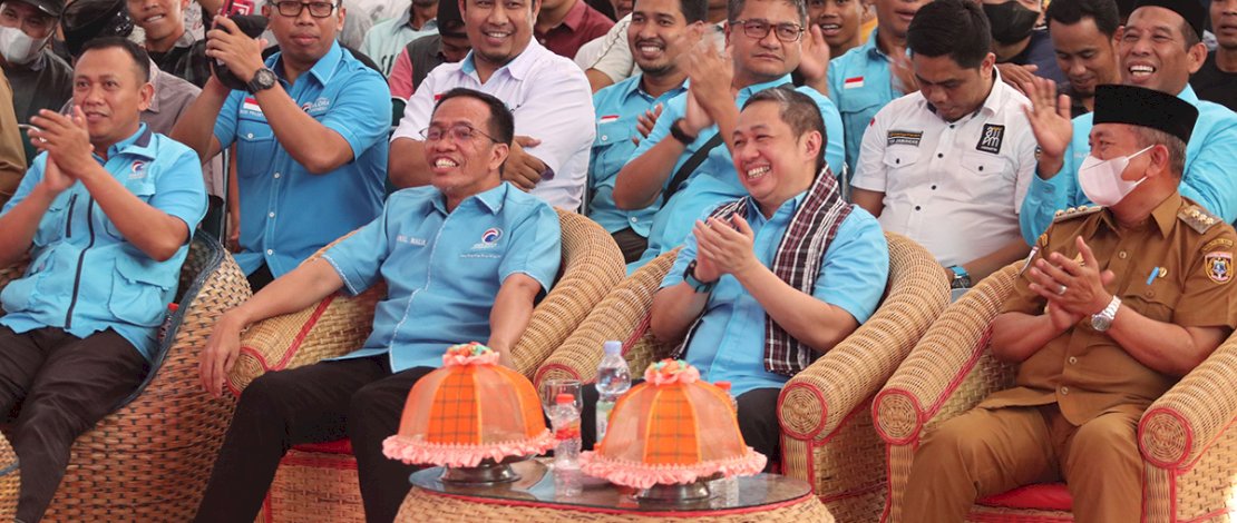 Partai Gelora kembali melanjutkan kegiatan konsolidasi di Provinsi Sulawesi Barat, Senin (27/2/2023). Kegiatan konsolidasi dipimpin langsung Ketua DPN Partai Gelora, Anis Matta. Partai Gelora kembali melanjutkan kegiatan konsolidasi di Provinsi Sulawesi Barat, Senin (27/2/2023). Kegiatan konsolidasi dipimpin langsung Ketua DPN Partai Gelora, Anis Matta.