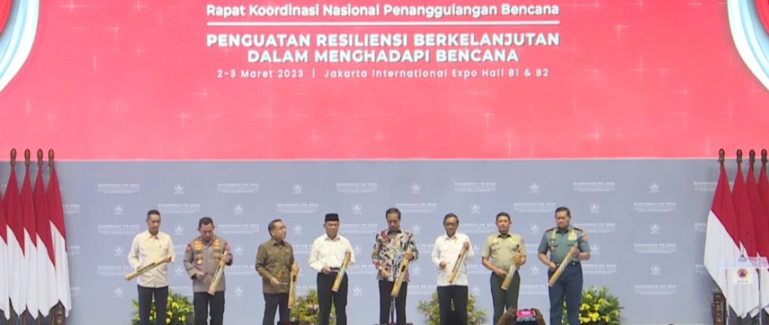 Presiden Jokowi membuka Rakornas Penanggulangan Bencana Tahun 2023, di JiExpo, Kemayoran, Jakarta, Kamis, 2 Maret 2023.