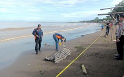 Mayat Bertato Tengkorak Ditemukan Terdampar di Tanjung Bayang Makassar 