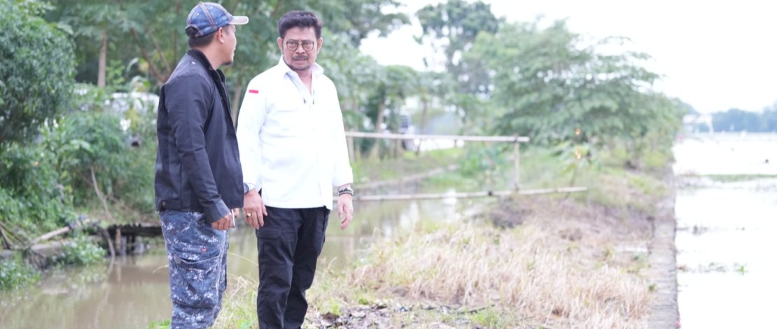 Mentan SYL kembali memantau salah satu daerah yang terparah terdampak banjir di Desa Ciptamargi, Kecamatan Cilebar, Kabupaten Karawang, Jawa Barat.