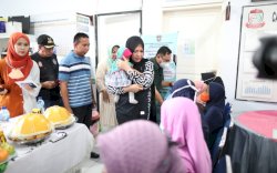 Grebek Stunting, Fatmawati Rusdi Kunjungi Dua Puskesmas