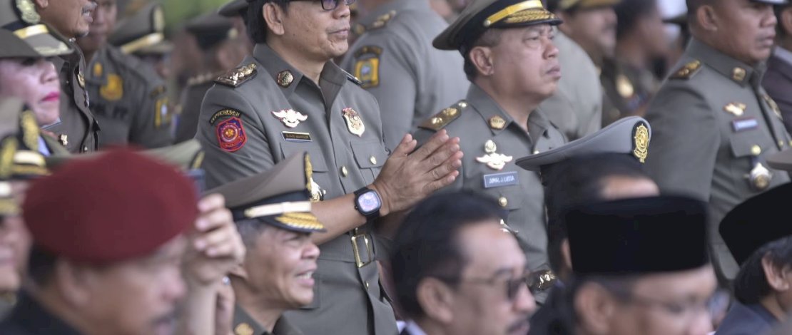 Wakil Bupati Luwu Utara Suaib Mansur, menghadiri upacara HUT Ke-73 Satpol PP dan HUT Ke-61 Satlinmas, di Lapangan Karebosi, Makassar, Jumat, 3 Maret 2023