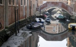 Kering dan Tak Bisa di Lalui Gondola, Venesia Tak Lagi Punya Kanal yang Indah
