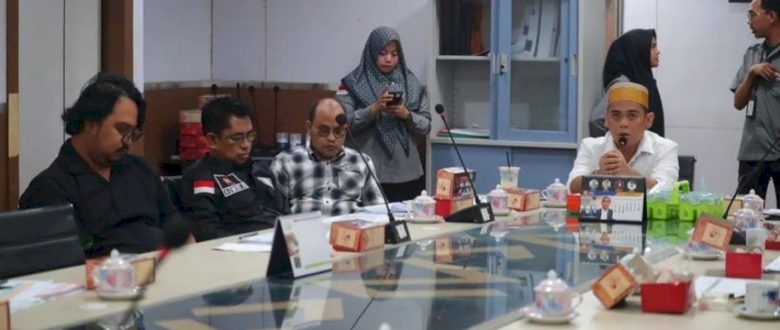 Gelar Rapat Monitoring dan Evaluasi, Komisi A DPRD Makassar: Setiap Kendala Harus Dikomunikasikan 