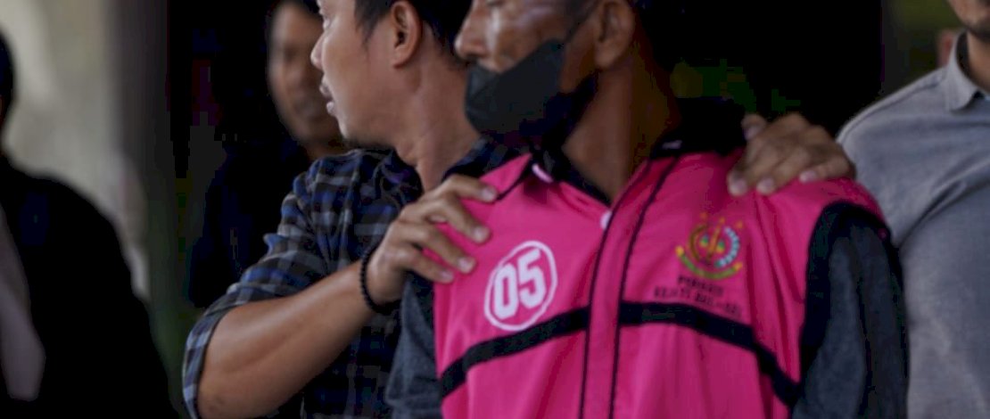 Kejaksaan Tinggi Sulawesi Selatan (Sulsel) menangkap Hamka, buronan kasus korupsi proyek pembangunan pembangkit listrik tenaga mikro hidro di Kabupaten Barru.