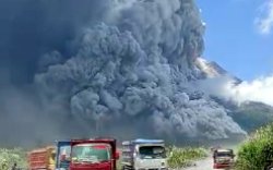 Gunung Merapi Kembali Muntahkan Awan Panas Guguran, Potensi Bahaya 7 Kilometer