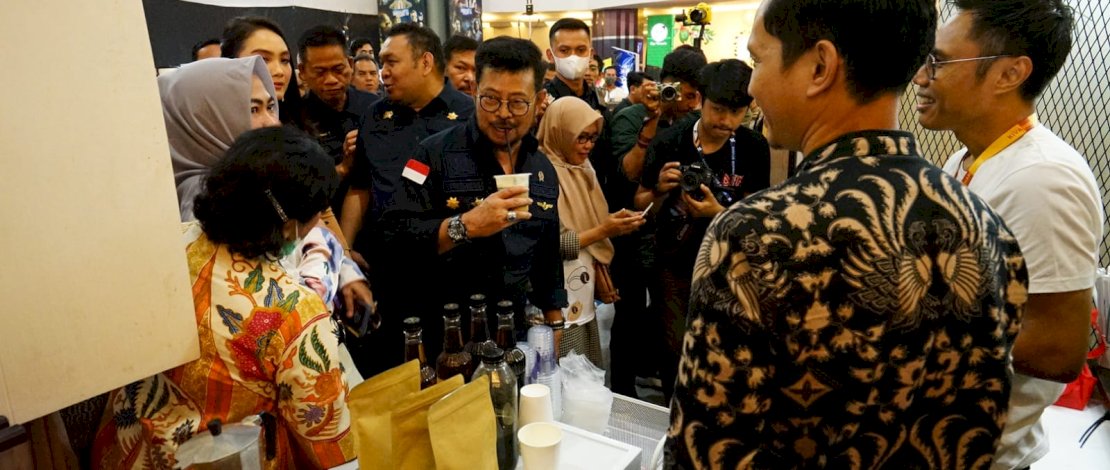 Mentan SYL saat menghadiri Social Creative Coffee Expo sekaligus Launching Kopi Komandan yang digelar di Trans Studio Makasar, Minggu, 12 Maret 2023.