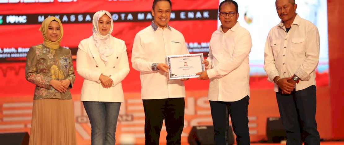 Implementasikan ASN BerAKHLAK, Pemkot Makassar Raih Penghargaan dari ESQ Group